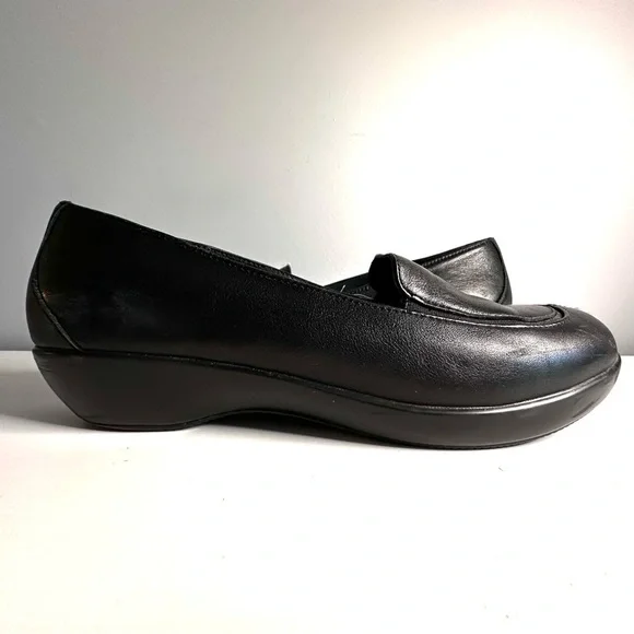 Dansko Shoes Womens Debra Neppa Wedge Loafer Black Leather US9.5 (40) Slip On - Picture 7 of 9